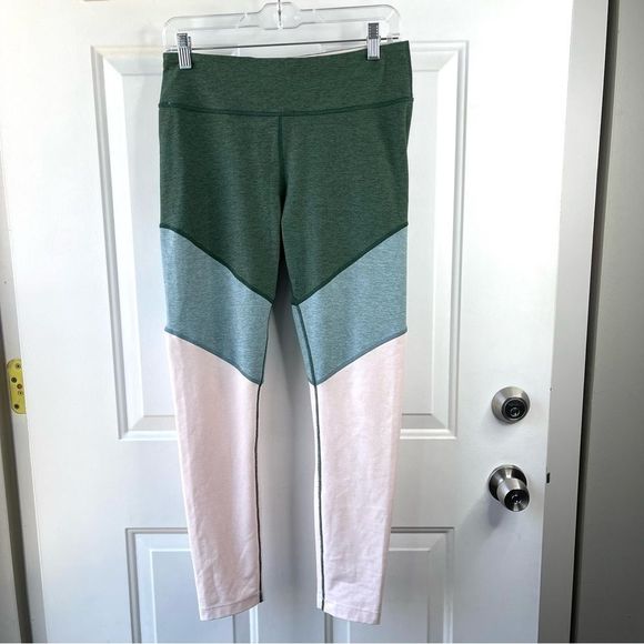 Outdoor Voices 7/8 Spring Tri Color Green Pink Light Green Leggings Size L - Picture 3 of 7